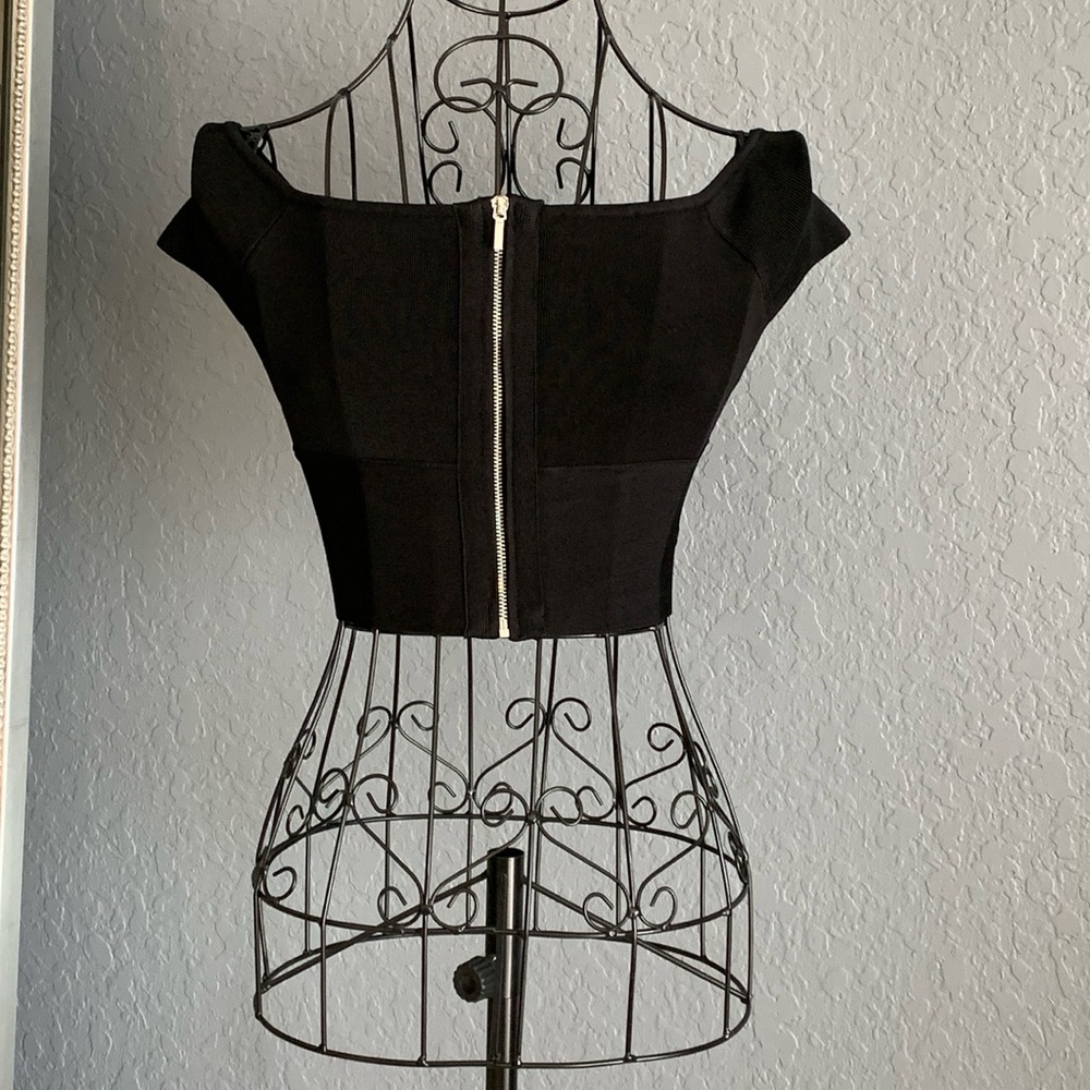 Bebe Crop Top - image 2